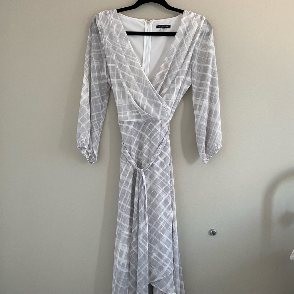 Tommy Hilfiger Flowy Tiered Dress (Size 6)